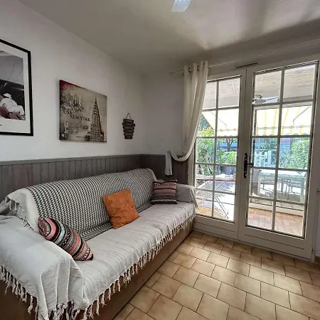 Apartment Sainte-maxime, 2 Pieces, 5 Personnes - Fr-1-226-518