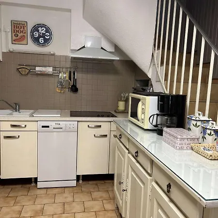 Apartment Sainte-maxime, 2 Pieces, 5 Personnes - Fr-1-226-518 *